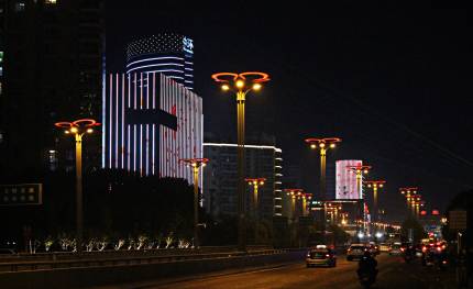 華體科技智慧路燈“桂冠”榮光璀璨合肥！